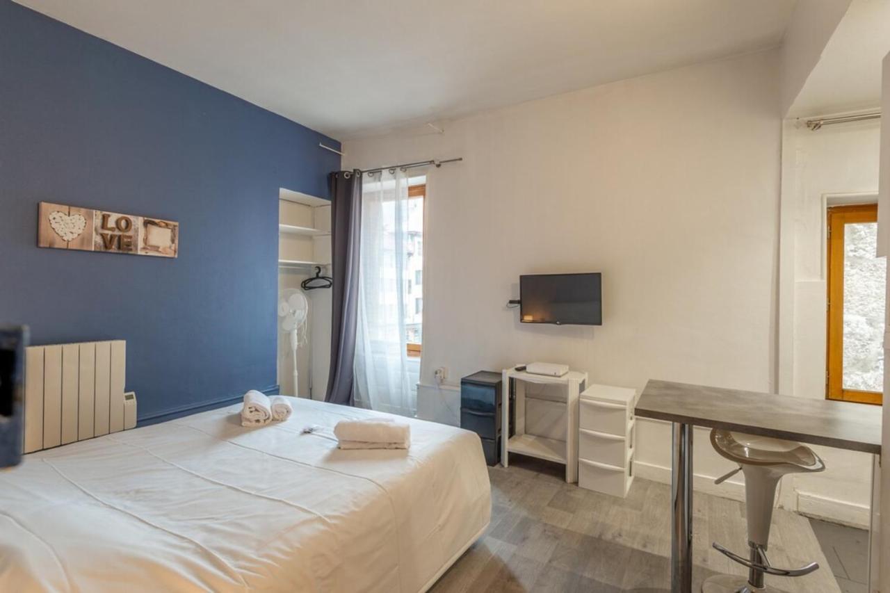 Apartament Studio For 2 Located In The City Center Annecy Zewnętrze zdjęcie